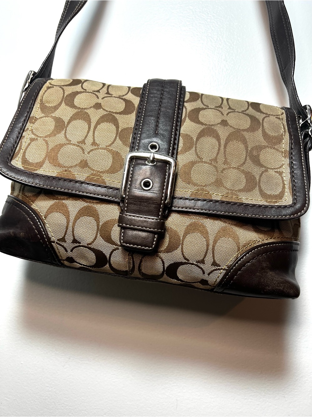 Coach Vintage Hamptons Signature Buckle Flap Shoulder Bag F12641